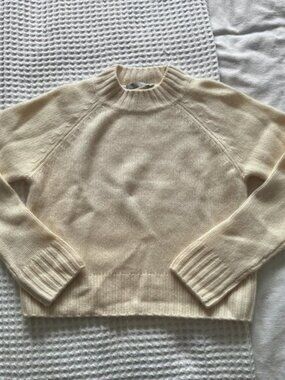 NWOT Vince Raglan Sleeve Cashmere Sweater